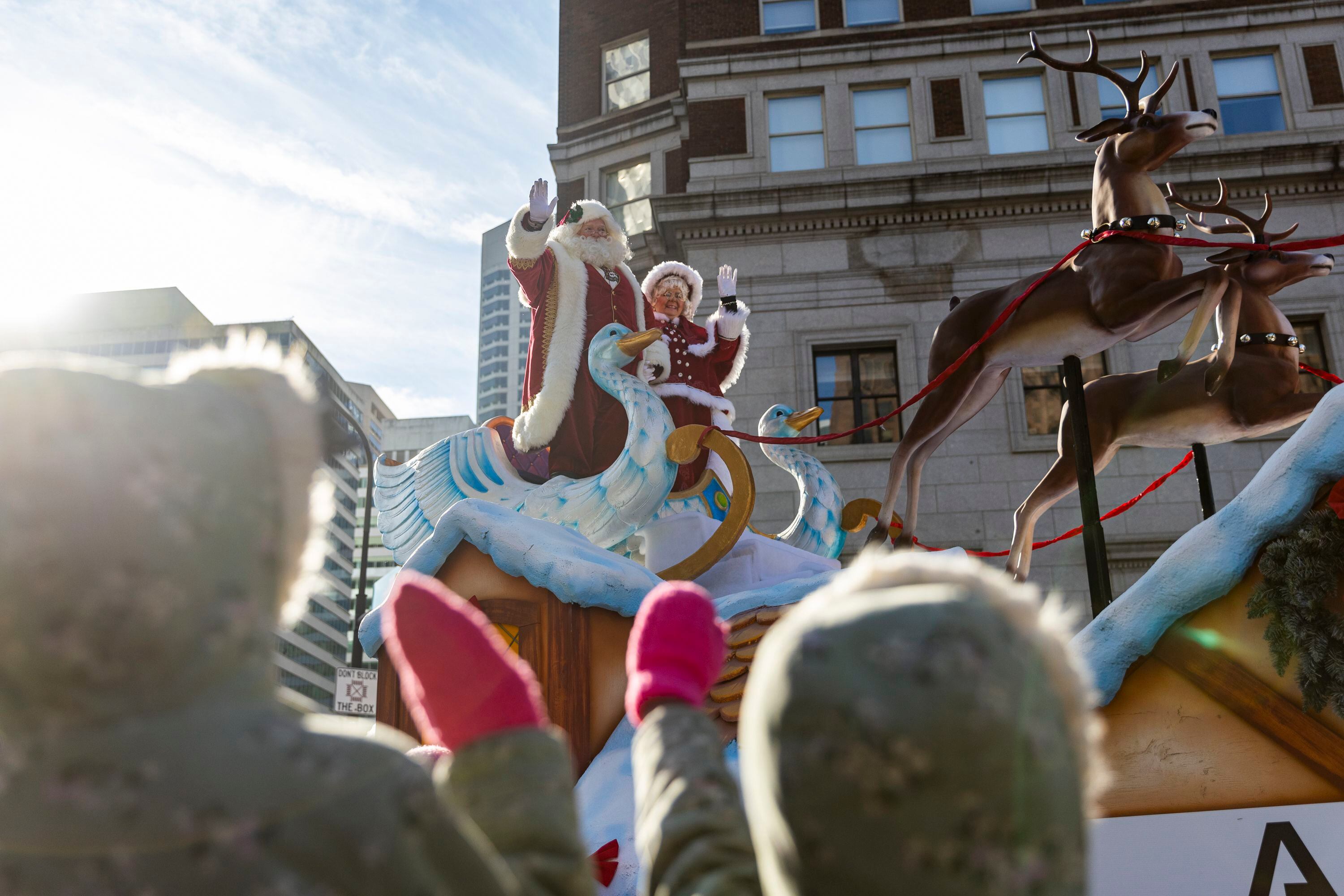 A Guide to the 2023 Thanksgiving Day Parade in Philly — Visit