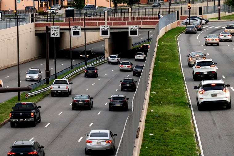 Traffic on the Roosevelt Expressway near Holme Avenue in Northeast Philadelphia on Aug. 25, 2022.