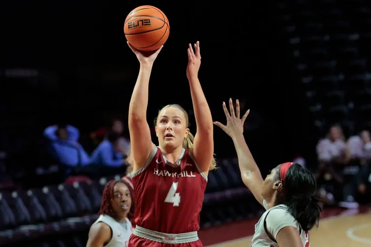 St. Joseph's guard Laura Ziegler, seen here in action earlier this season against Temple, scored a game-high 19 points and added 14 rebounds in the Hawks' win over George Mason on Thursday.