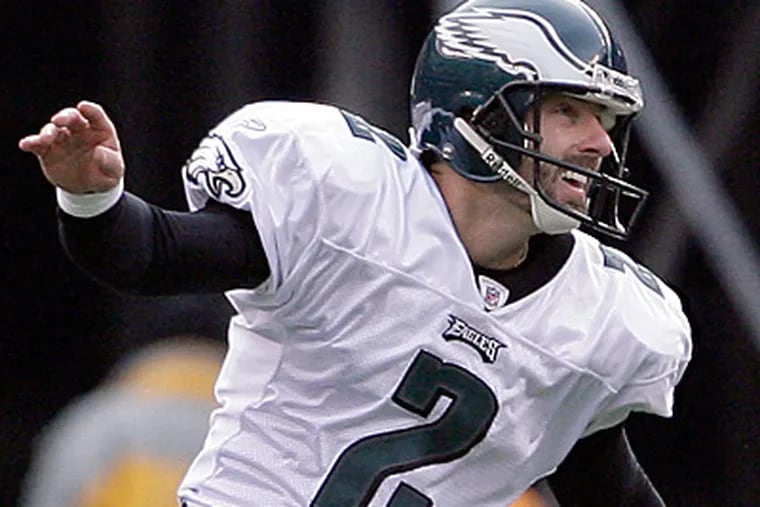 David Akers' future with the Eagles is up in the air. (Yong Kim/Staff file photo)
