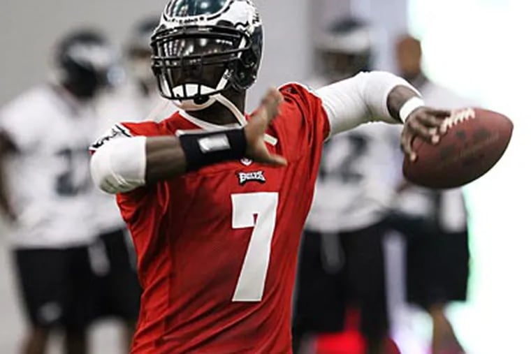 According to attorneys, Michael Vick was involved in a confrontation prior to a shooting. (Laurence Kesterson / Staff file photo)