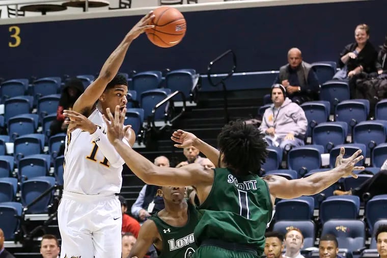 Camren Wynter had 11 points and 10 assists in Drexel's 95-86 win over Loyola (Md.) at the Daskalakis Athletic Center.