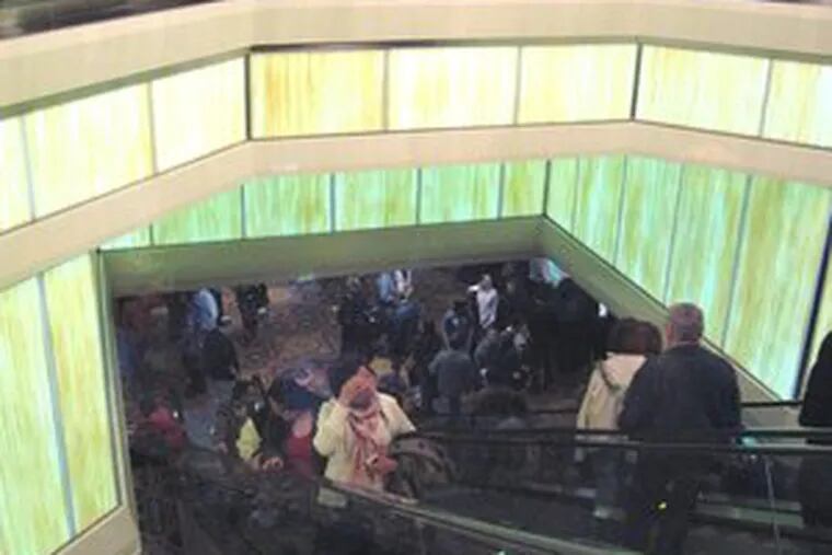 An escalator wall at Ceasars Atlantic City casino is an exampleof how CeeLite&#0039;s LEC technology can be used.