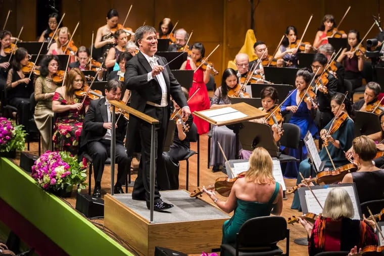 Alan Gilbert conducts the New York Philharmonic at Lincoln Center