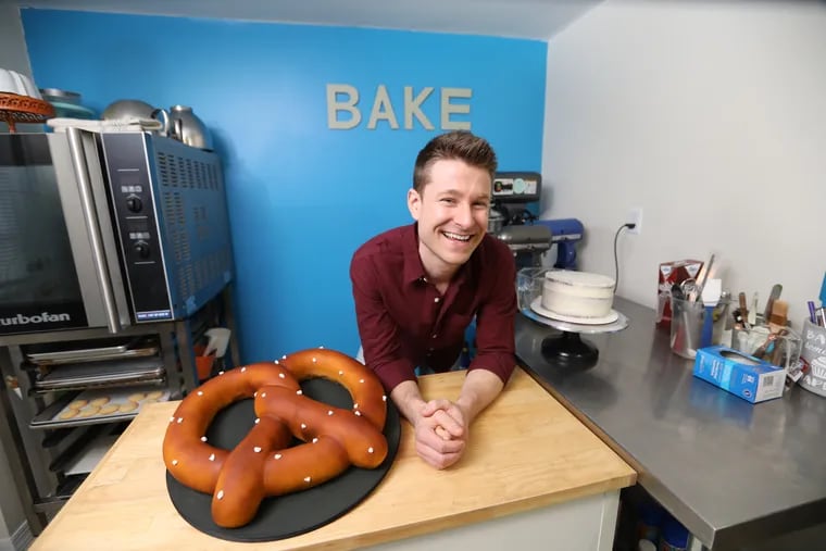 Dan Langan, the cake artist who spins incredibly elaborate creations out of his home kitchen in Haverford, has parlayed his talents into a career on the Food Network.