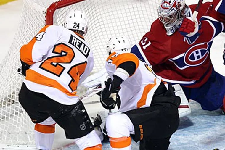 Wayne Simmonds (center) scored the third goal against the Canadiens on Thursday. (Ryan Remiorz/AP/The Canadian Press)
