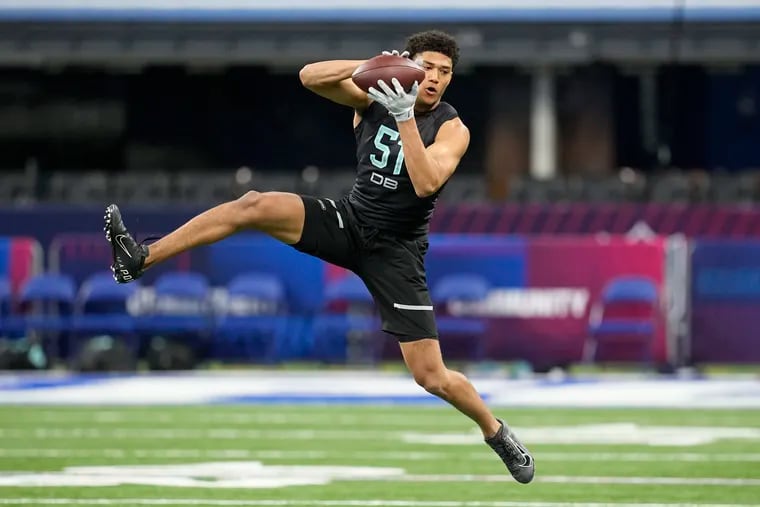 Notre Dame defensive back Kyle Hamilton runs a drill during the NFL football scouting combine, Sunday, March 6, 2022, in Indianapolis. (AP Photo/Darron Cummings)