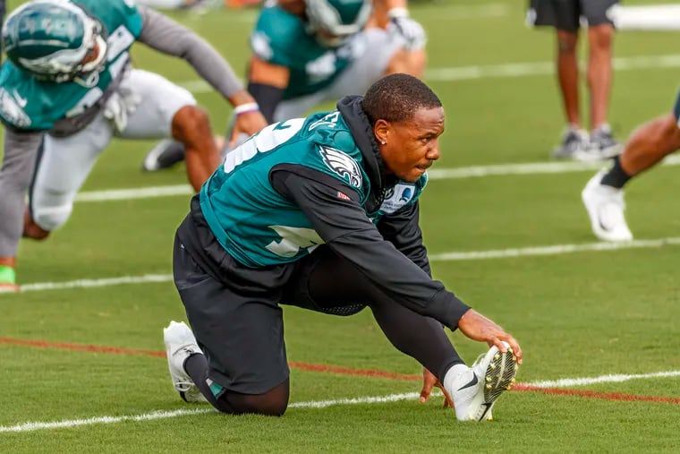 Eagle running back Darren Sproles did not dress in pads on Wednesday September 26, 2018, during the Eagles practice but he did participate in warm ups with the team. MICHAEL BRYANT / Staff Photographer