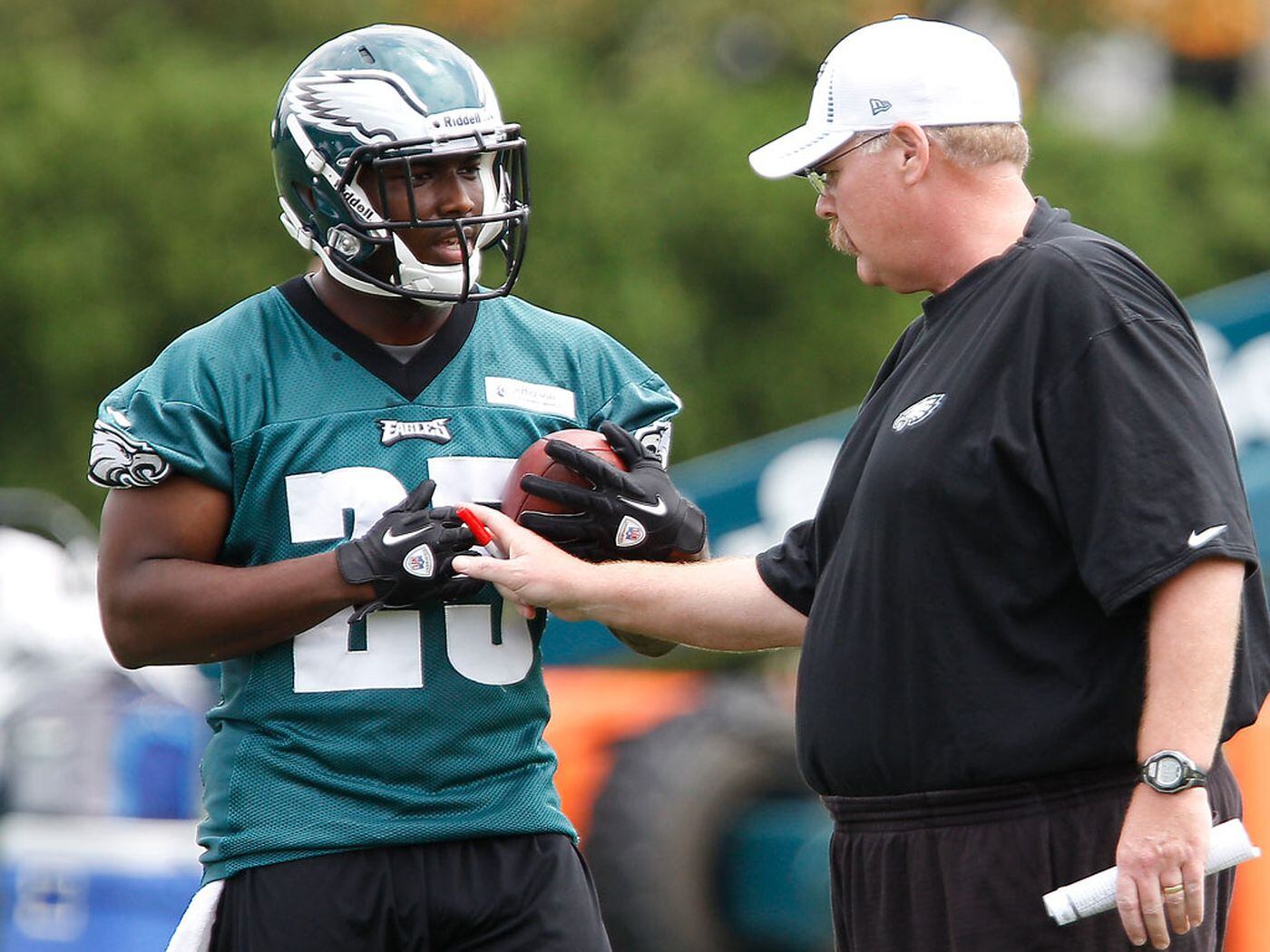 Andy Reid with LeSean McCoy in 2012. 