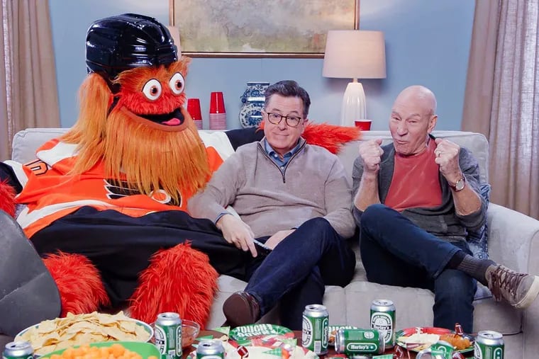 Gritty hangs out with Stephen Colbert and Patrick Stewart to watch the Super Bowl