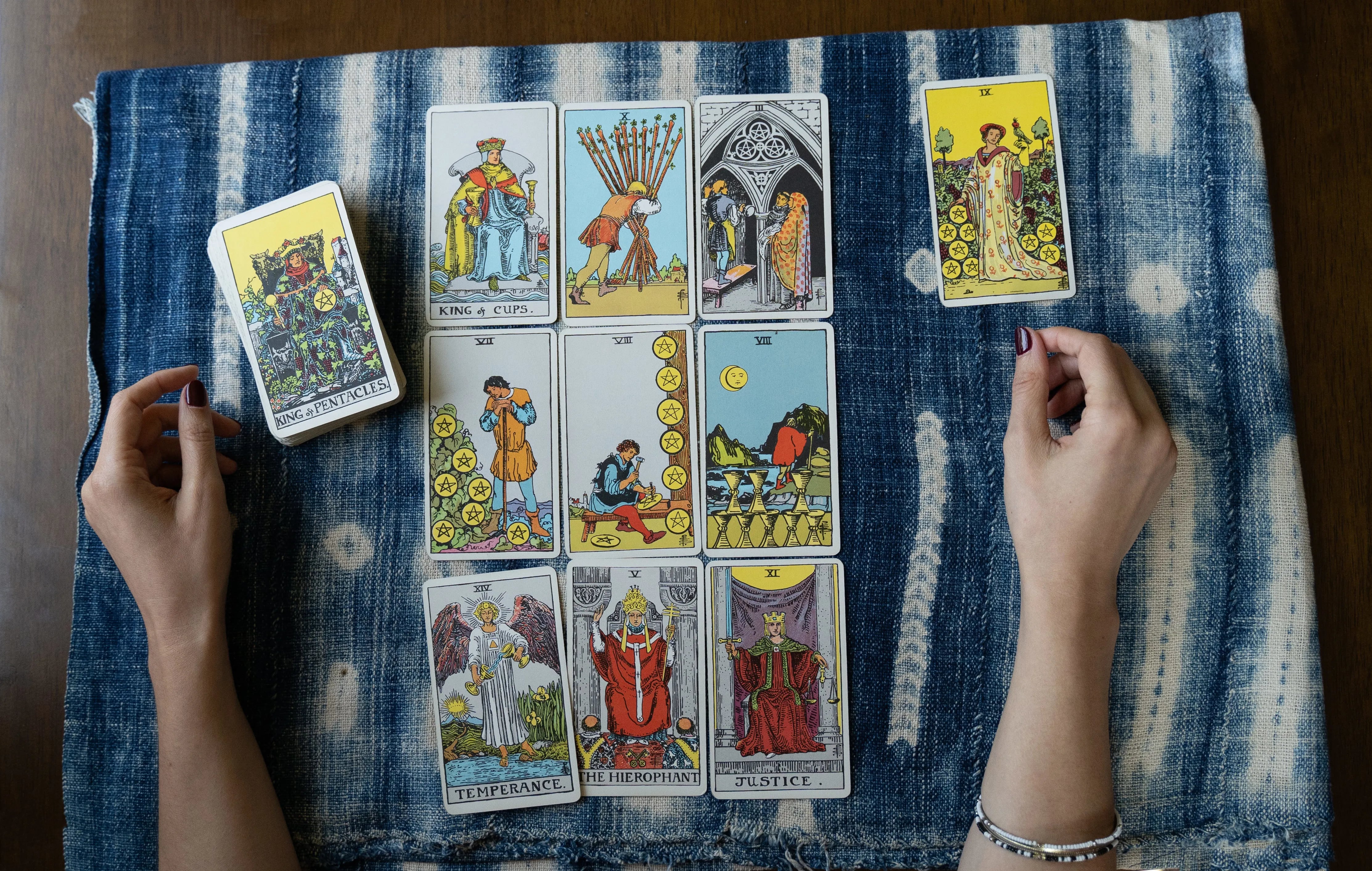 Modern Tarot Cards on Behance