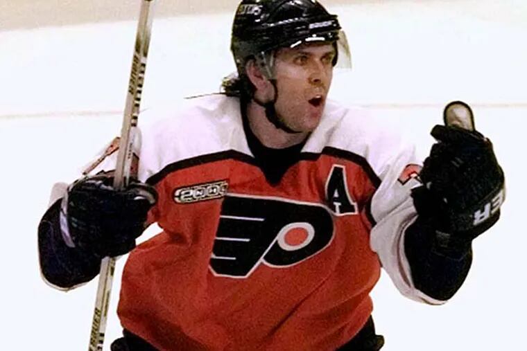 Eric Desjardins Philadelphia Flyers NHL Hockey Hand Signed 