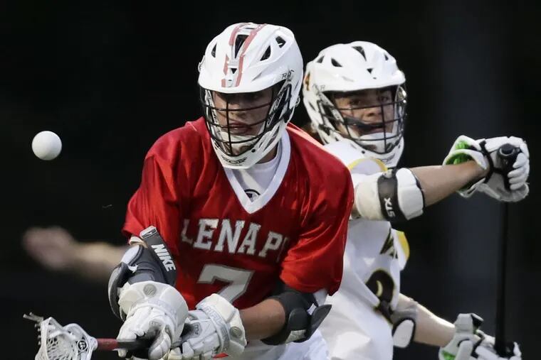 Lenape’s Zach Cole battles Watchung Hills’ Mike Brady in Group 4 state final.
