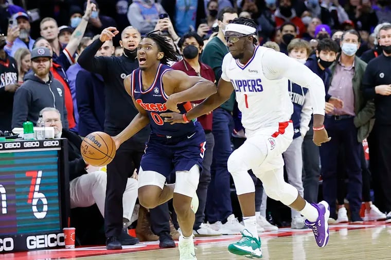 Sixers guard Tyrese Maxey sprints down the court to try and win the game with a last-second basket. He missed the shot and the Sixers fell to the Clippers, 102-101.