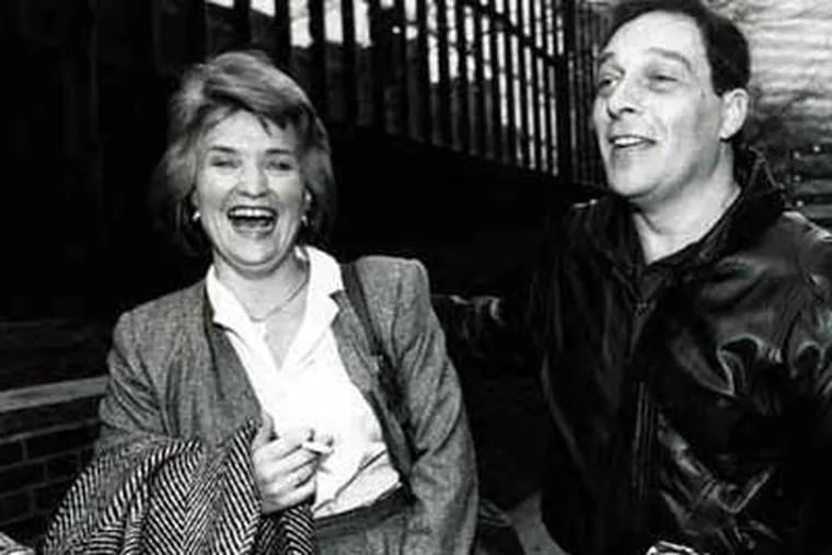 Carol Keenan and husband Robert Berardo celebrate her 1990 victory in a gender-bias lawsuit against the city. Keenan, who died Thursday, was the city's first female homicide detective.