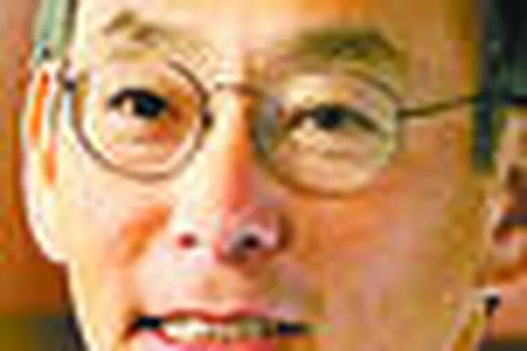 Steven Chu , who heads Lawrence Berkeley National Laboratory, would be energy secretary.