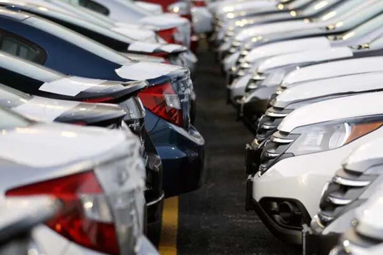 Car sales post strong 13 pct. rise for year