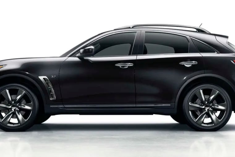 The 2016 Infiniti QX70's long hood and short passenger compartment give it a sporty feel , but there's a downside, too.