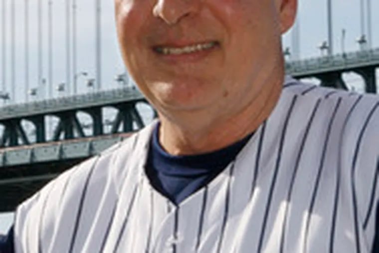 Joe Ferguson, the new manager of the Riversharks, was behind the plate for the Los Angeles Dodgers.