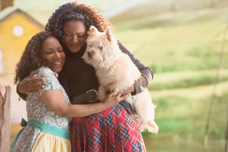Stephanie Mills (left) portrays Auntie Em and Shanice Williams plays Dorothy in &quot;The Wiz Live!&quot; on NBC at 8 p.m. Thursday.