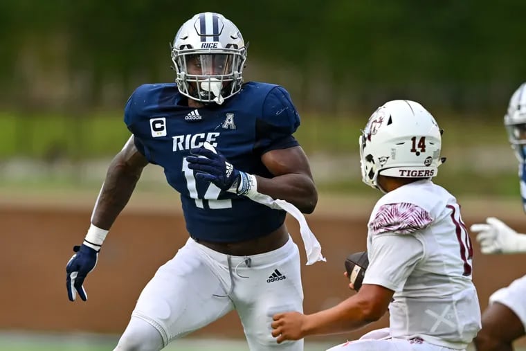 Rice linebacker Josh Pearcy (12) chases the ballcarrier during the Owls' game against Texas Southern. Pearcy, a South Jersey native, recently signed with the WWE's NIL program.