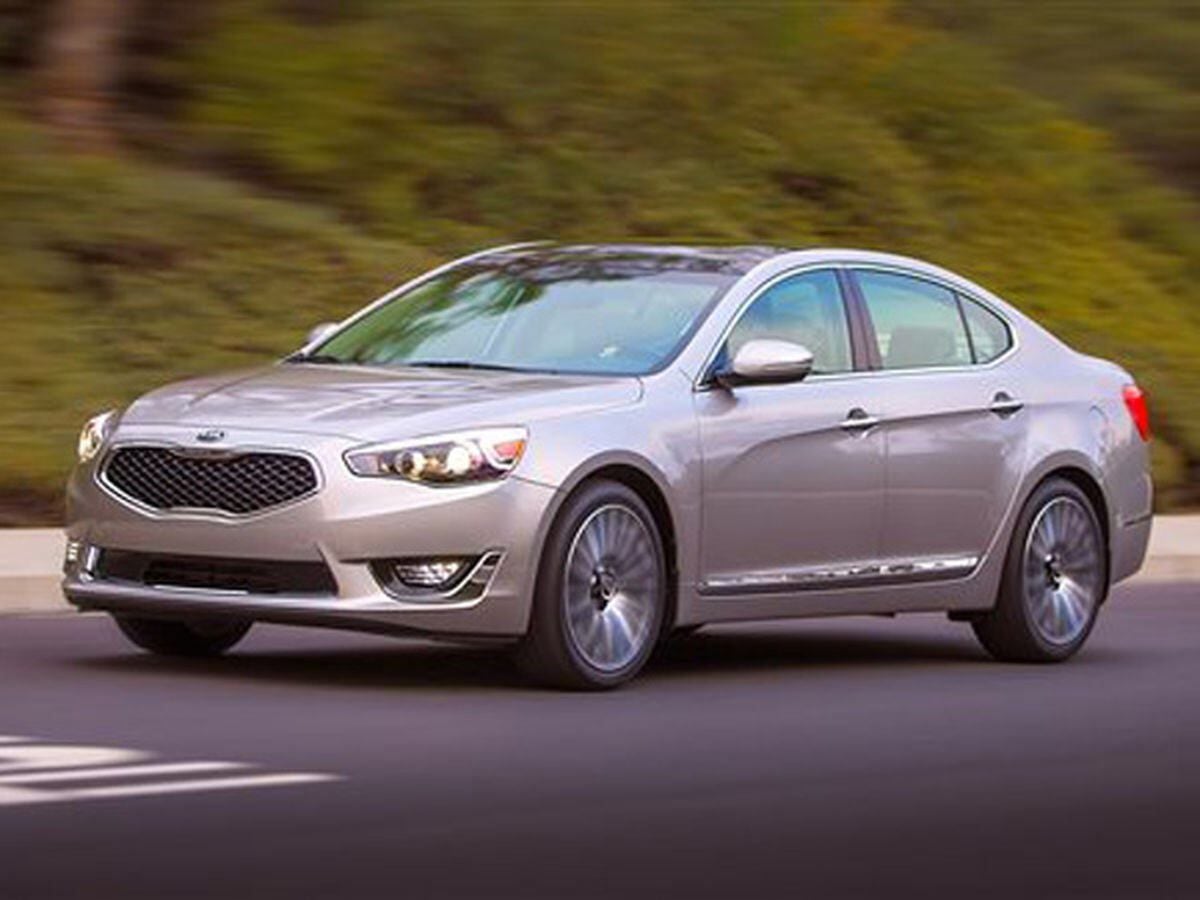 Kia adds fullsize sedan
