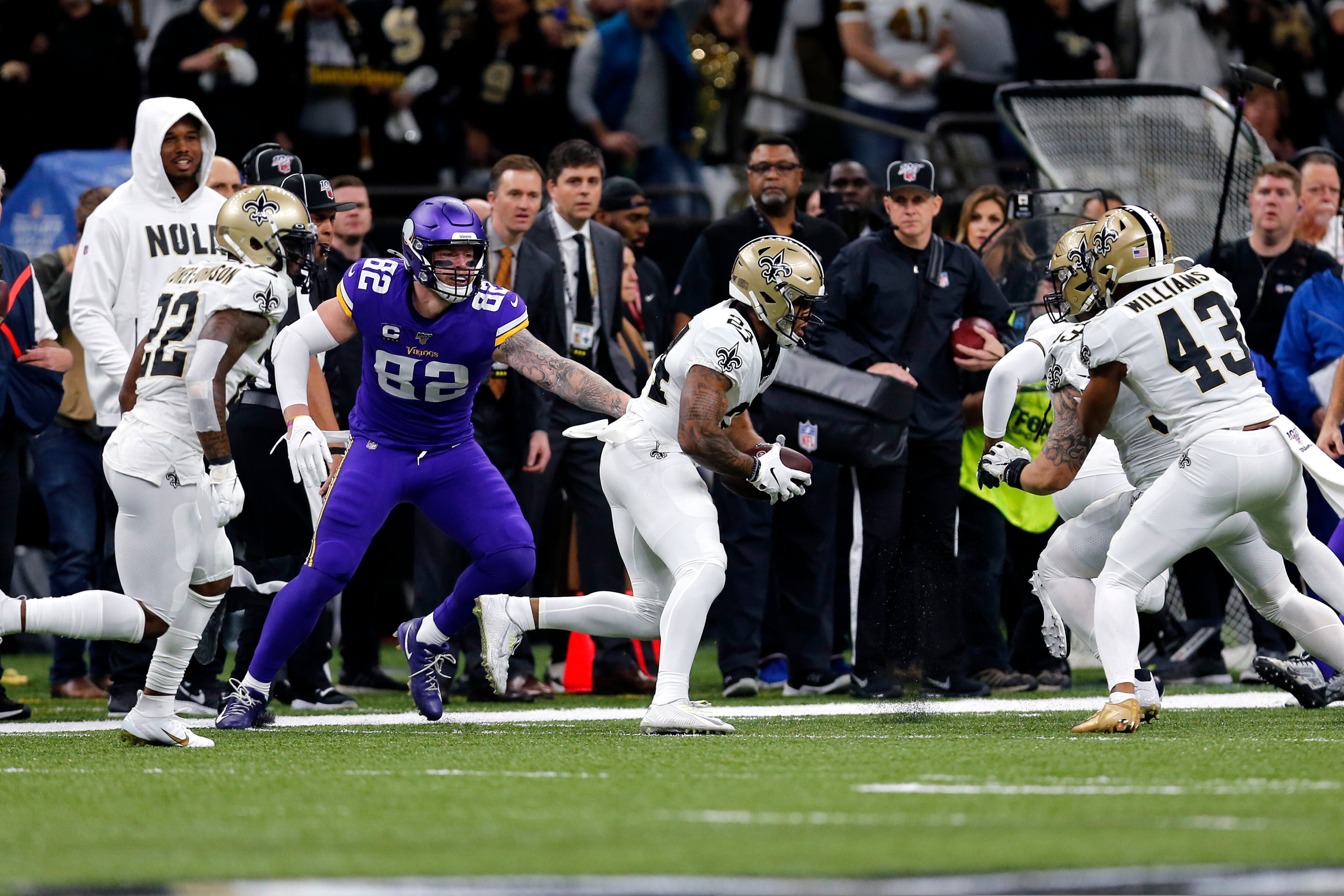 NFL playoffs: Vikings' Kirk Cousins gets elusive playoff win vs. Saints -  Sports Illustrated