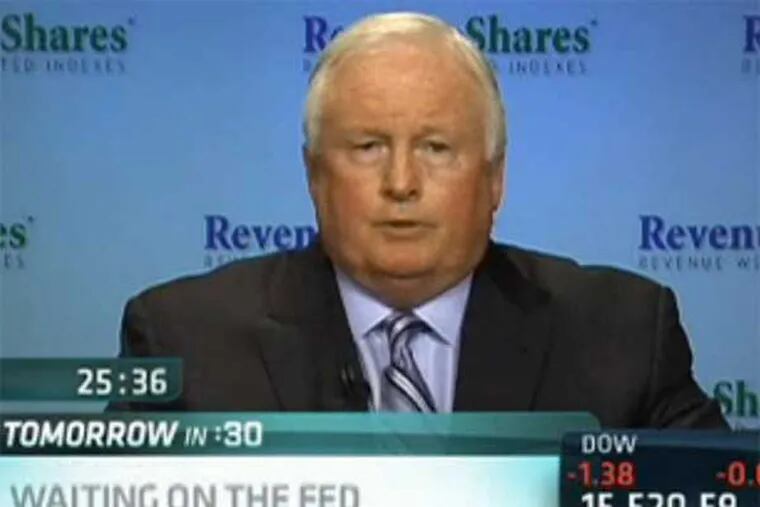 Focusing on revenue more closely reflects growth, says Vincent Lowry. (CNBC video still)