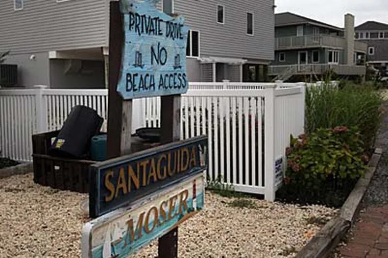 A private drive to beach access in North Beach on Long Beach Island, N.J. (Laurence Kesterson / Staff Photographer)