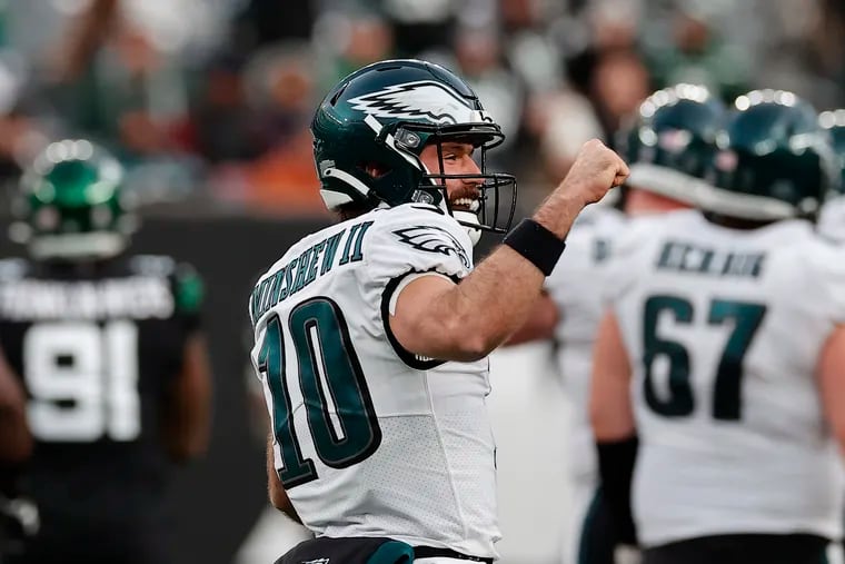 Eagles quarterback Gardner Minshew pumps his fist during the fourth quarter against the New York Jets on Sunday at MetLife Stadium in East Rutherford, New Jersey.
