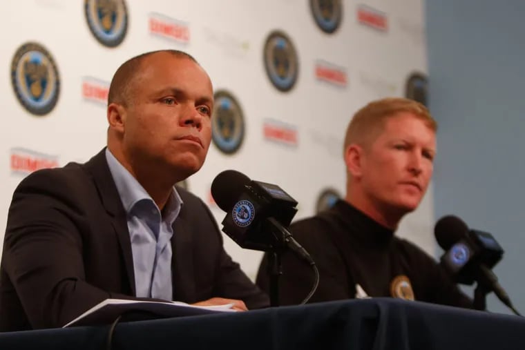 Earnie Stewart (left) and Jim Curtin at a news conference when Stewart was the Union's sporting director.