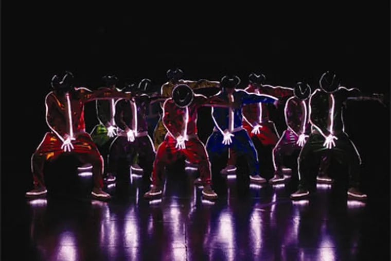 A promo image of the Cirque tour.