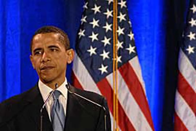 Sen. Barack Obama delivers a major address on race and politics at the
National Constitution Center. (Tom Gralish / Inquirer)
