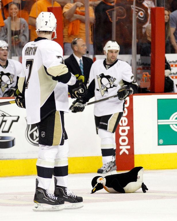 Flyers tormentor Sidney Crosby and hated Penguins invade Philly