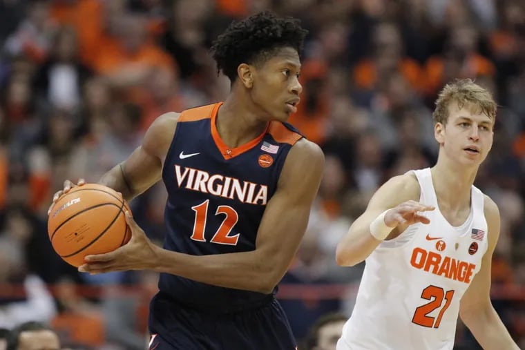 Freshman De'Andre Hunter, a Friends’ Central grad, looks to pass for Virginia, which could take over the top spot in the national rankings.