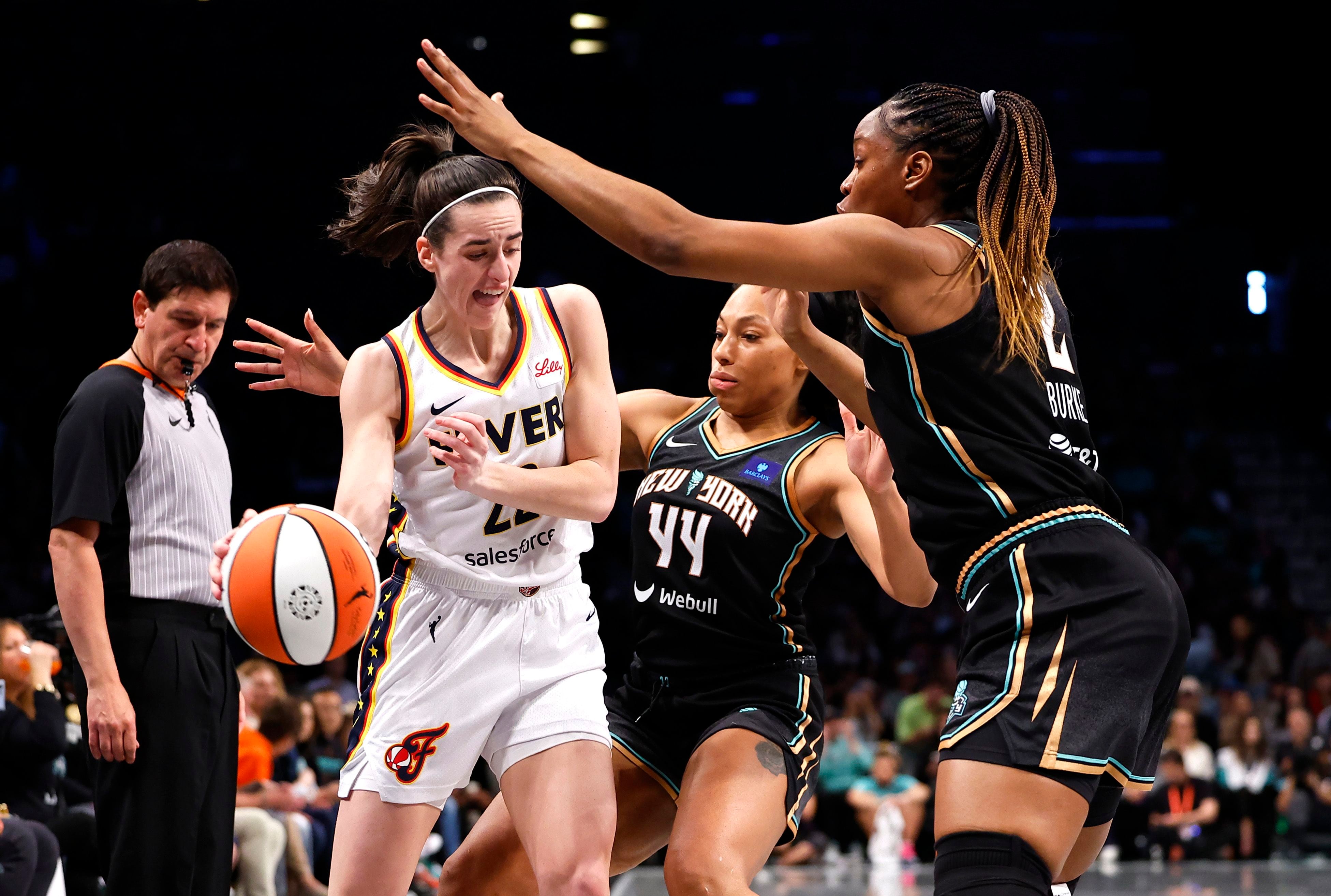 Caitlin Clark's tough start vs. New York Liberty, Connecticut Sun isn't a surprise