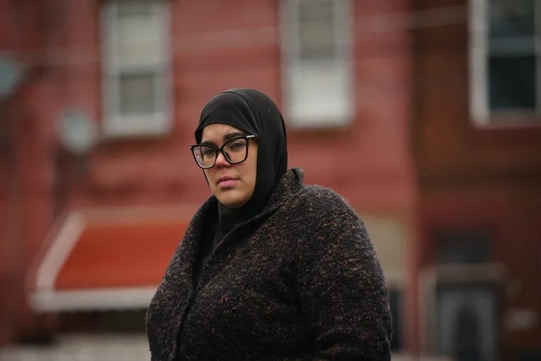 Carmen Pagan walked out of VisionQuest, the youth-services agency that plans to hold immigrant children in Philadelphia, after a supervisor told her colleagues not to speak Spanish.