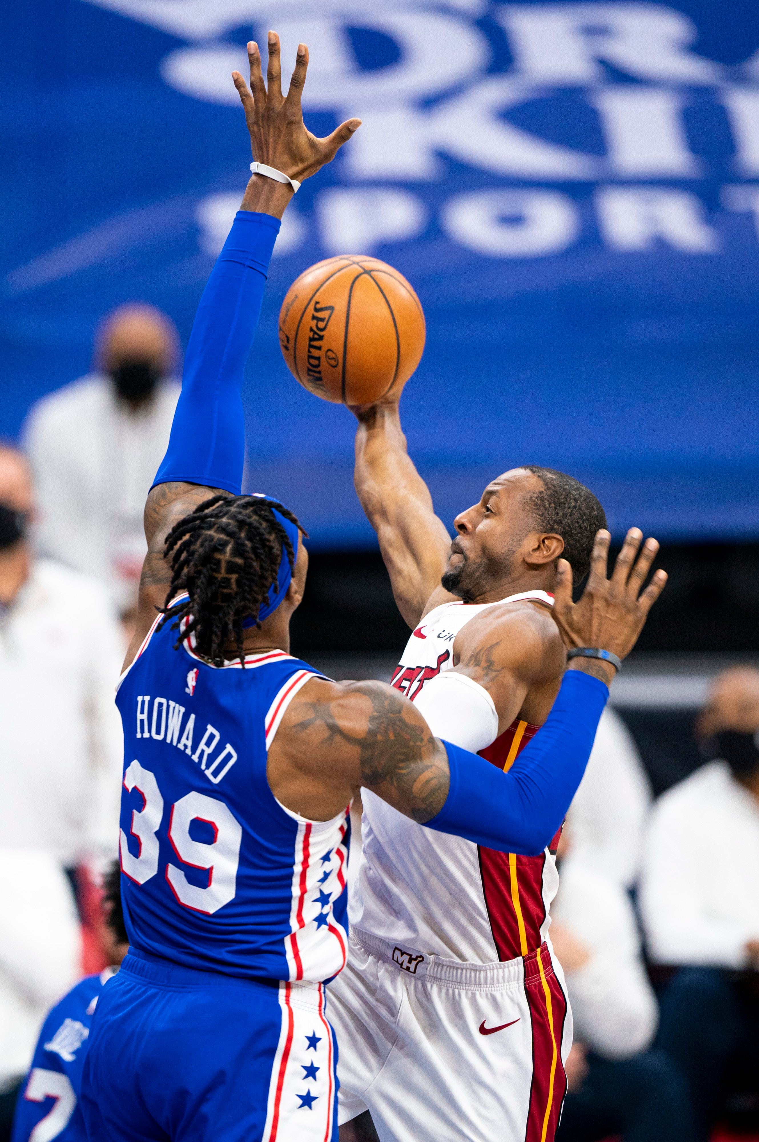 Nash and Howard Cross Paths, Creating Imposing Pair - The New York Times, image size:2659x4000