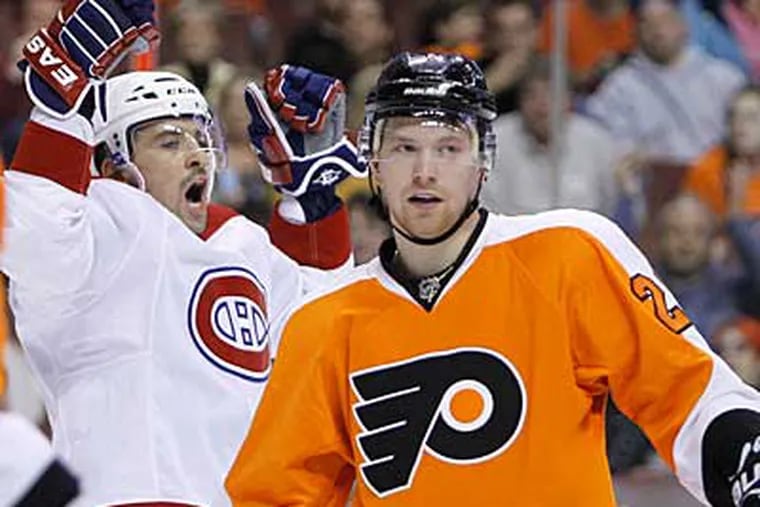 Claude Giroux and the Flyers have run out of any margin for error to make the playoffs. (AP Photo/Matt Slocum)