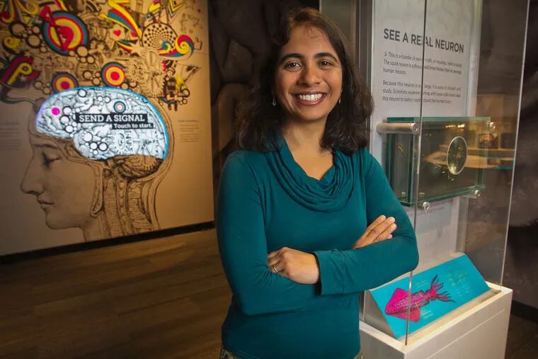 ALEJANDRO A. ALVAREZ / STAFF PHOTOGRAPHER Jayatri Das , chief bioscientist at the Franklin Institute, will be one of the four women scientists to be spotlighted tonight in the fifth annual &quot;Color of Science&quot; program at the Institute.
