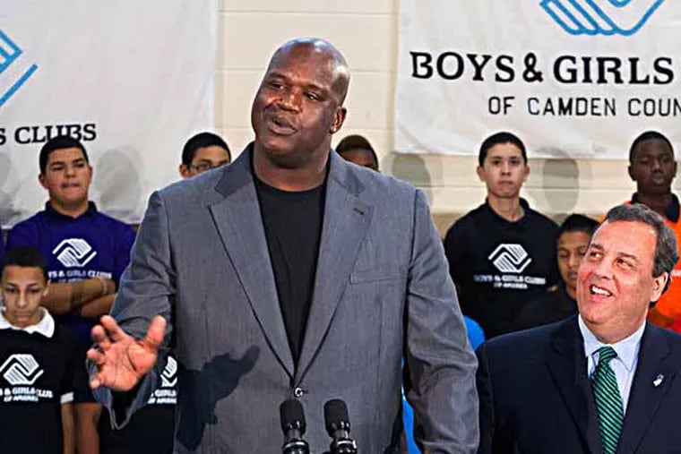 New Jersey Gov. Chris Christie, former NBA star Shaquille O'Neal and Camden Mayor Dana Redd  visited the Boys & Girls Club of East Camden. (ED HILLE / Staff Photographer)