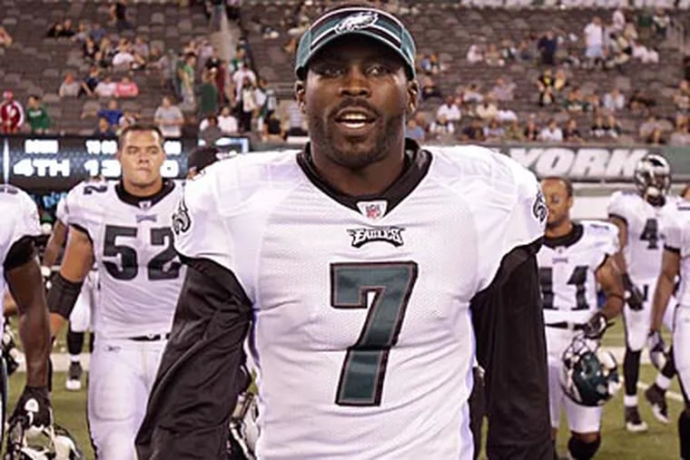 The Eagles hope that Michael Vick is able to make it through the season unscathed. (David Maialetti/Staff Photographer)