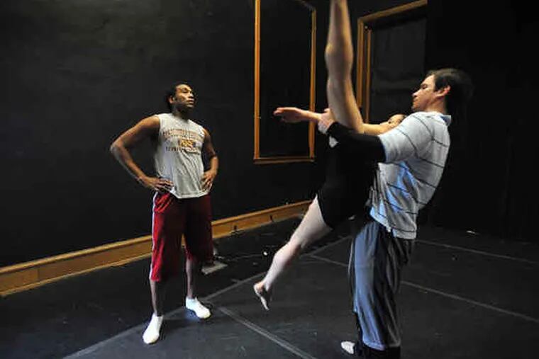 Choreographer Meredith Rainey at work with Rosalia Chann and Francis Veyette, the dancers in his new piece &quot;Look Inside.&quot;