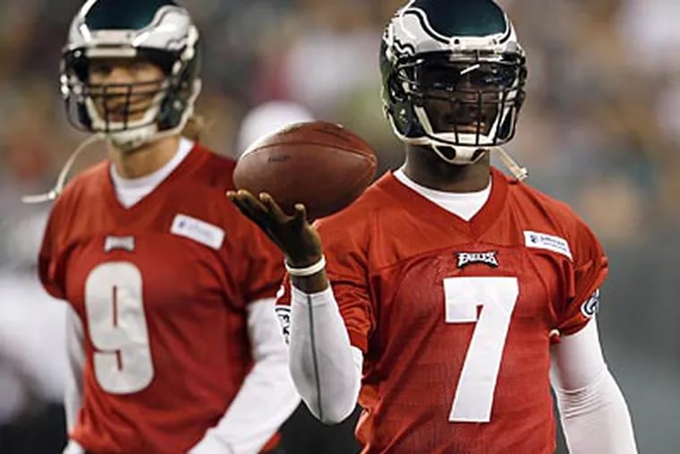 "I'm not really concerned at all" about having played just 12 preseason snaps, Michael Vick said. (Yong Kim/Staff Photographer)