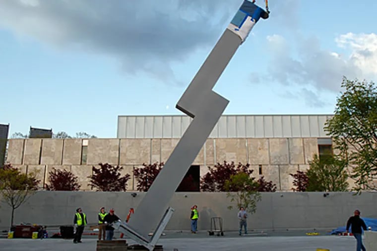 'The Barnes Totem,' a sculpture by artist Ellsworth Kelly, is installed at the new Barnes Foundation gallery on the Parkway on April 10, 2012.  (AKIRA SUWA  /  Staff Photographer)