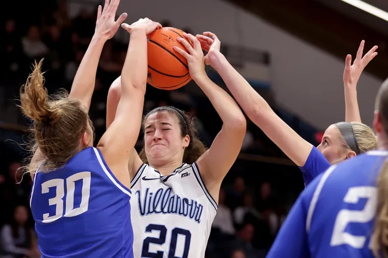 Villanova star Maddy Siegrist and the Wildcasts bounced back from a loss to Creighton.