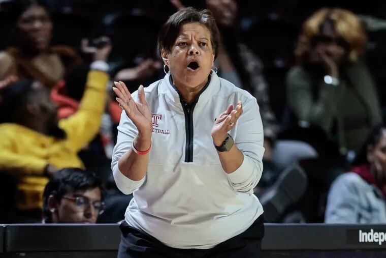 Temple head coach Diane Richardson, calling plays against LaSalle during a game in December, is ready for Year 2 with the Owls.