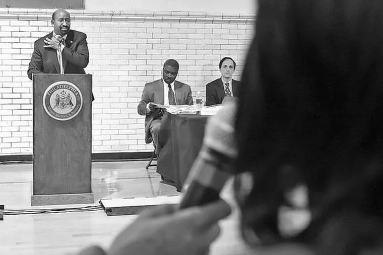 At a meeting in Southwest Philly last night, Mayor Nutter again found himself at odds with residents over a library closing.