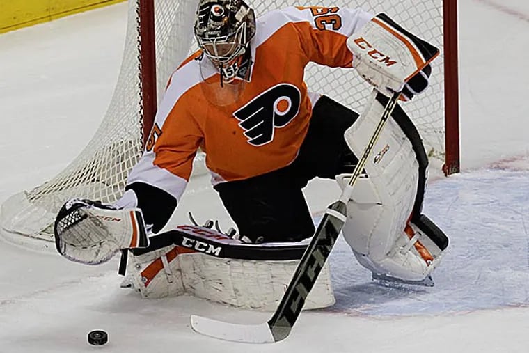 Flyers goalie Steve Mason. (Laurence Kesterson/AP)