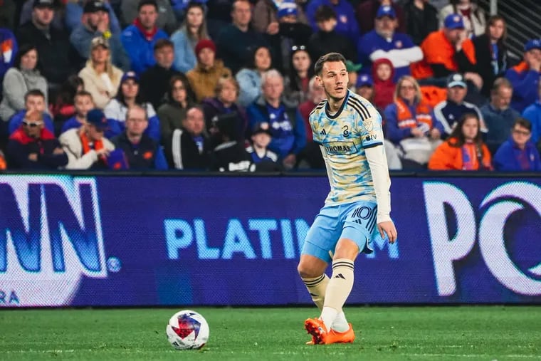 Dániel Gazdag on the ball during the Union's 1-0 loss at FC Cincinnati in April.